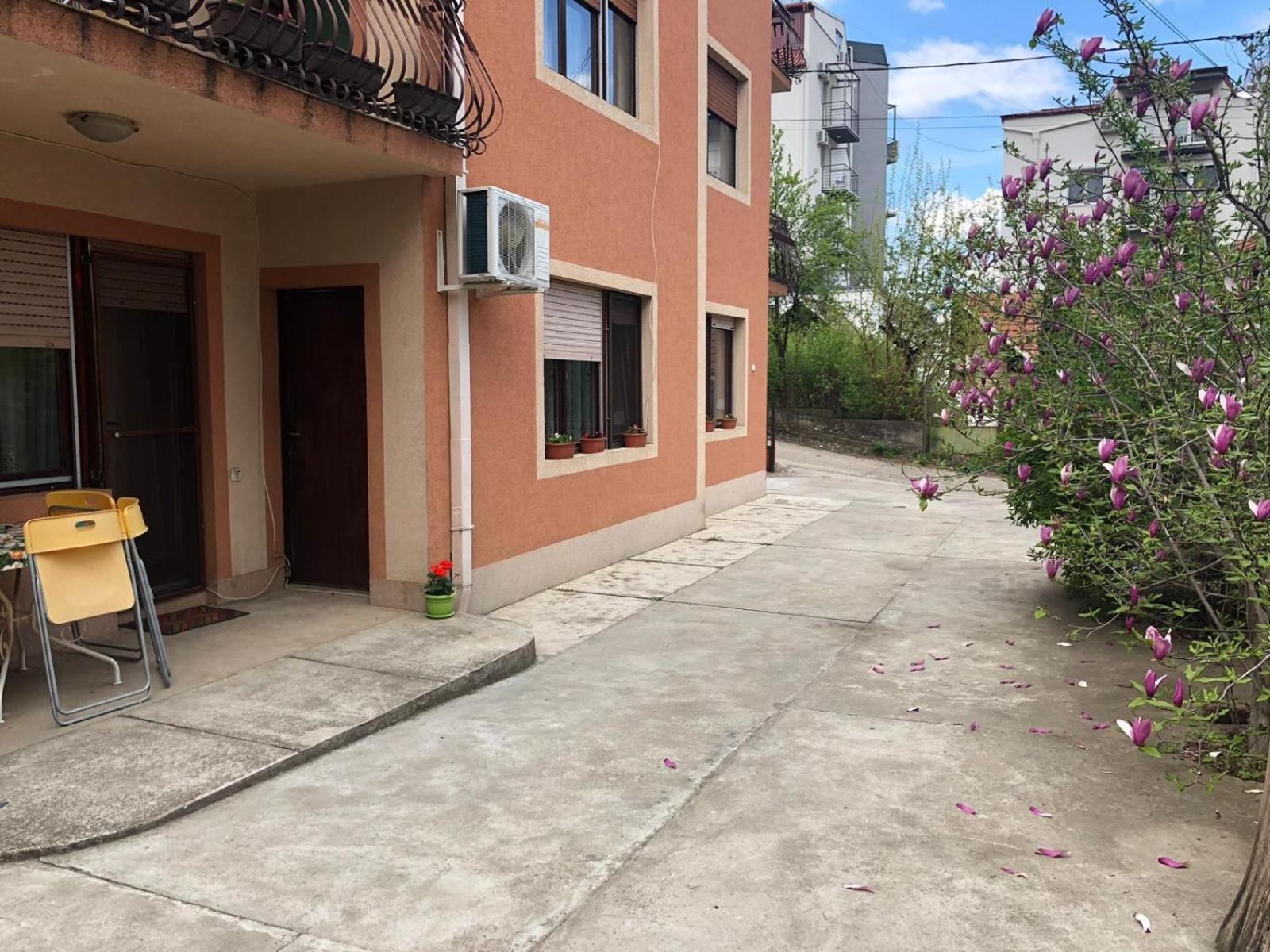 Nela Apartmani Nis Exterior photo